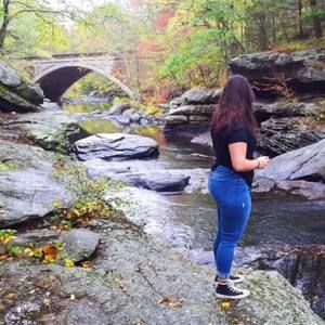 Meet your Posher, Ariana